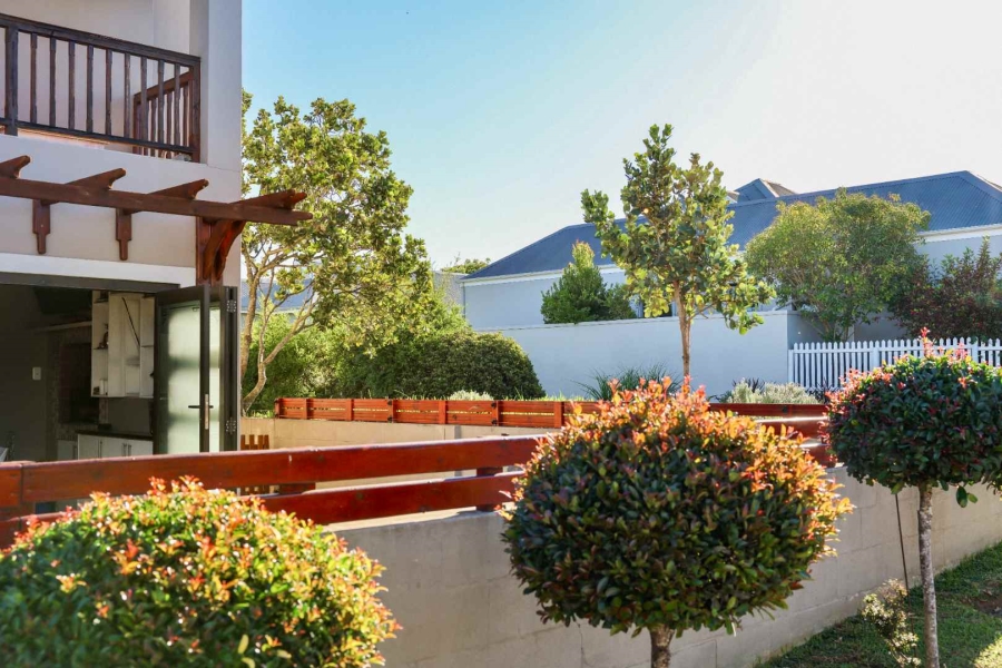 3 Bedroom Property for Sale in Kraaibosch Western Cape